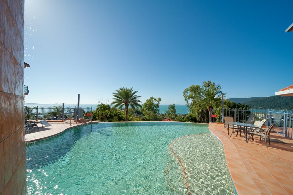 Sea Star Apartments Airlie Beach Bagian luar foto