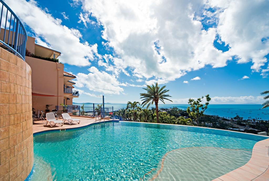 Sea Star Apartments Airlie Beach Bagian luar foto