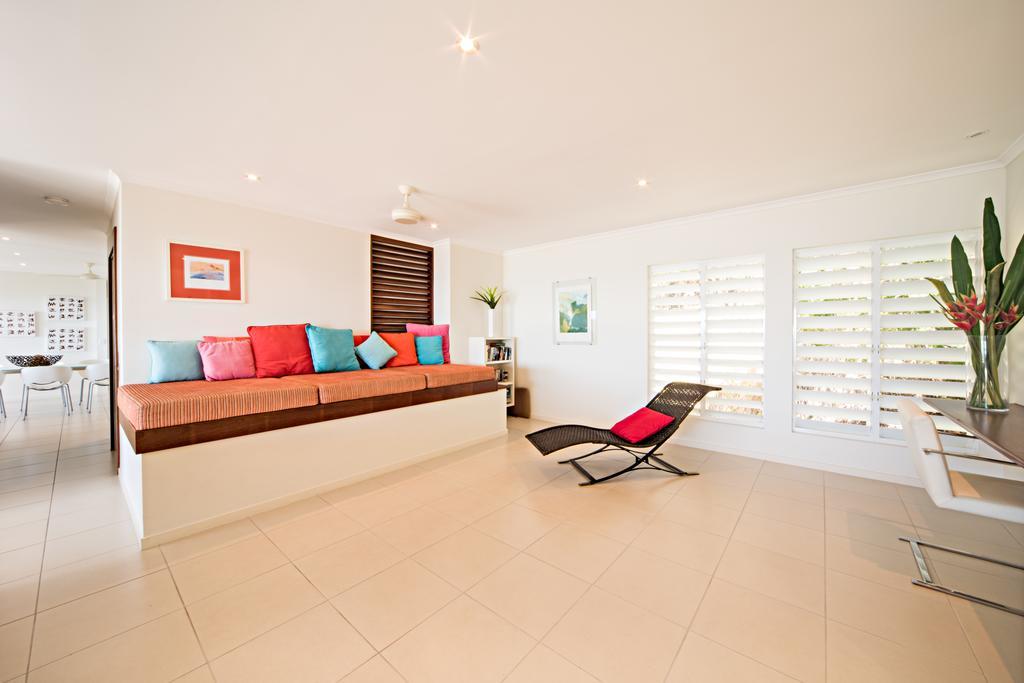 Sea Star Apartments Airlie Beach Bagian luar foto
