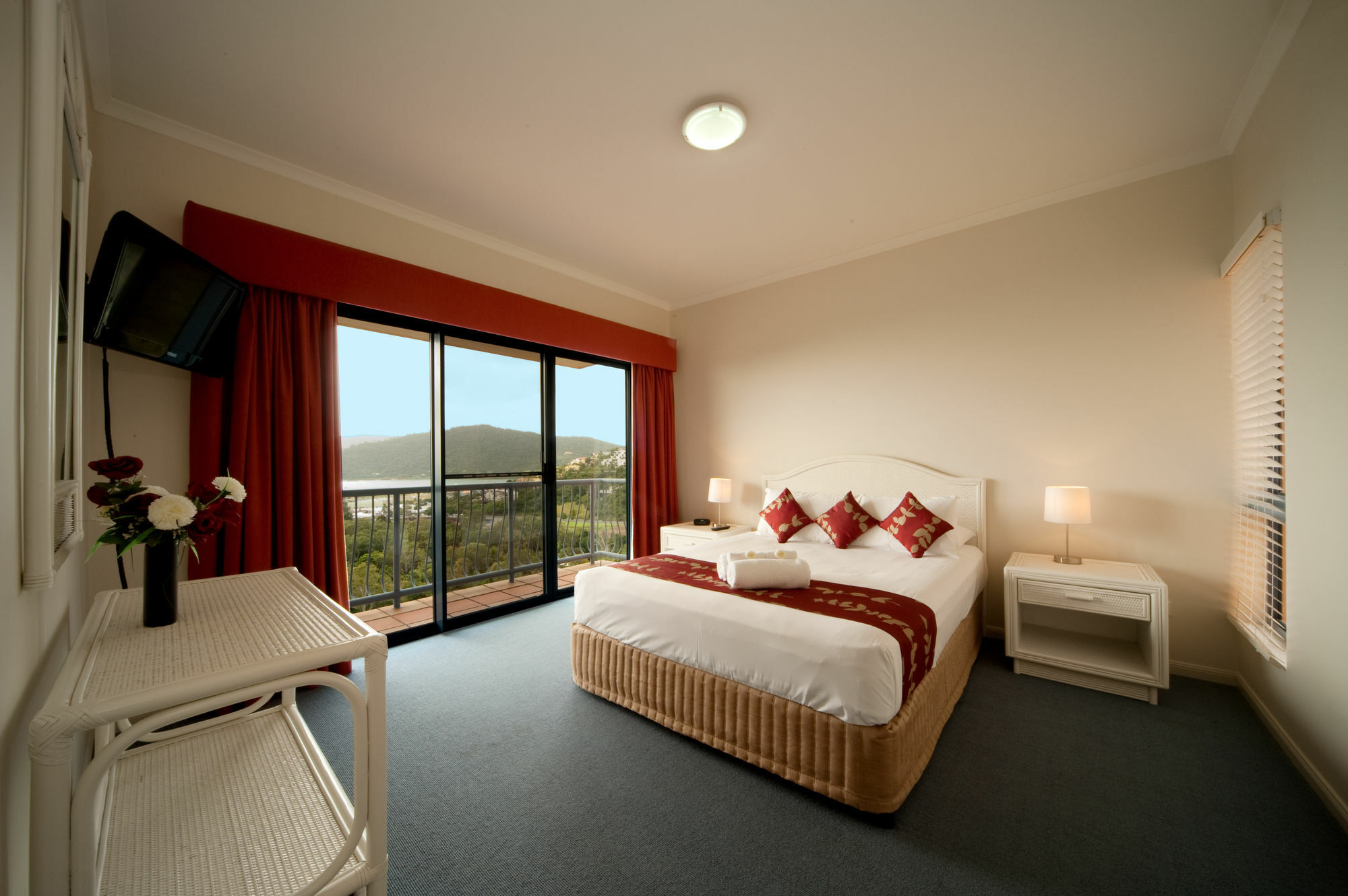 Sea Star Apartments Airlie Beach Bagian luar foto
